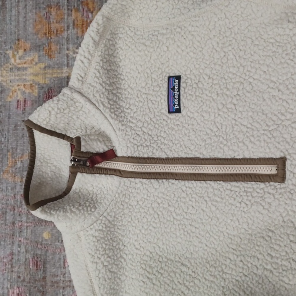 Patagonia Cream Sherpa Half-Zip Pullover with Brown Trim - Picture 2 of 7